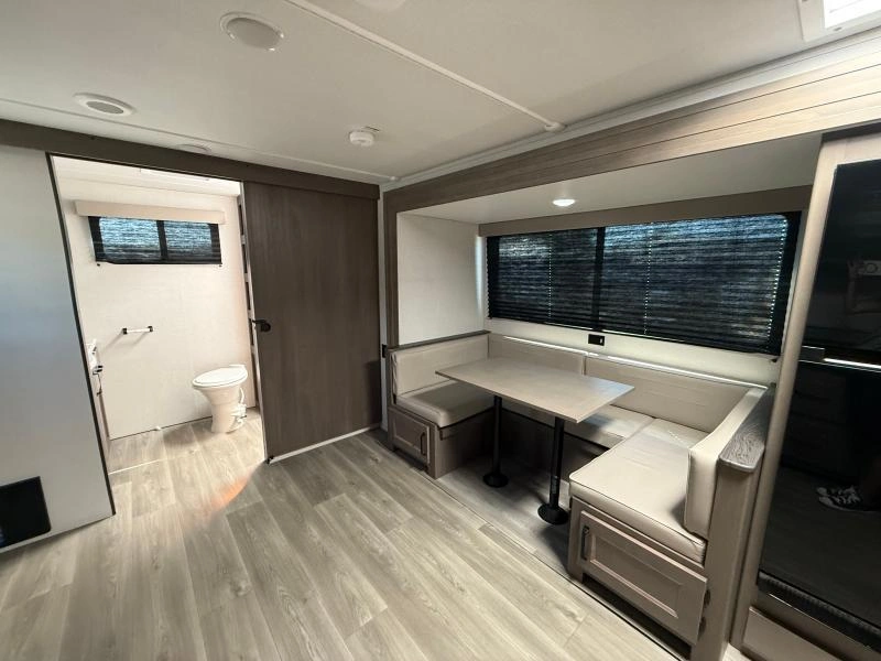 Grand Design Transcend 221rb 2024 alt
