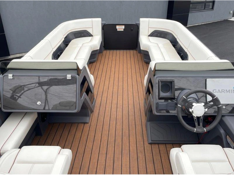 Manitou 24 Explore Navigator Stealthde 2025 alt