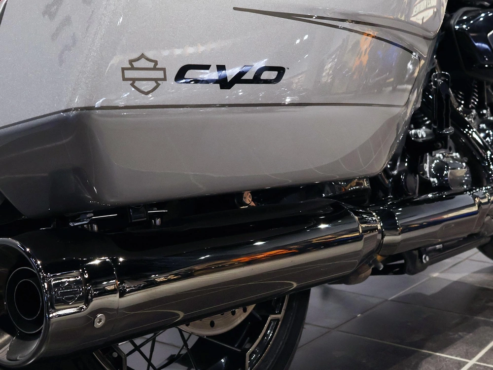 Harley-davidson Cvo Street Glide 121 Flhxse 2023 alt