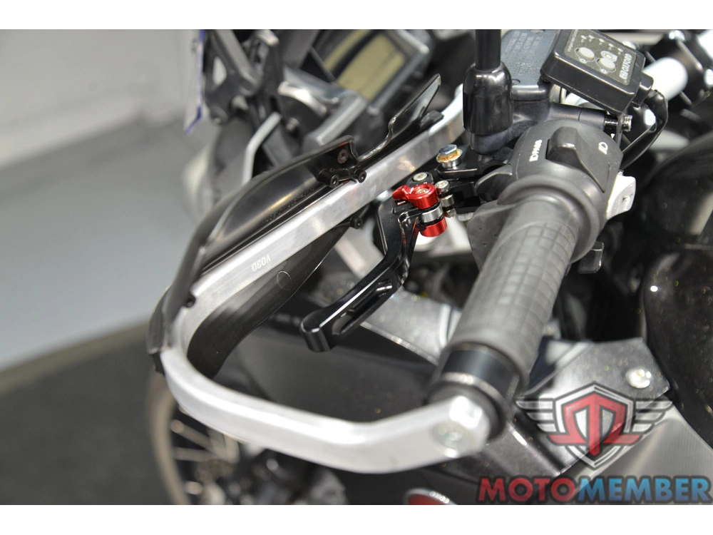 2016 Honda Vfr1200x alt