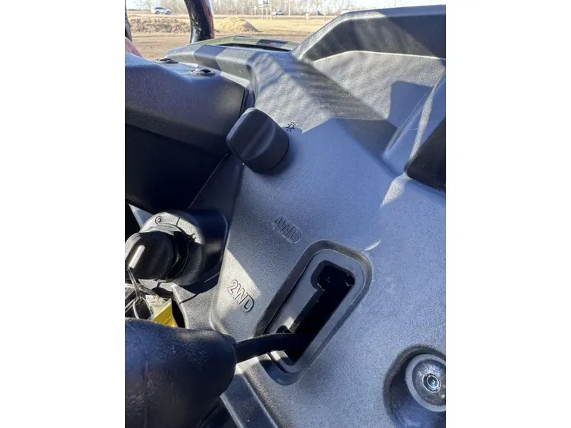 2026 Honda Pioneer 520 thumbnail 26