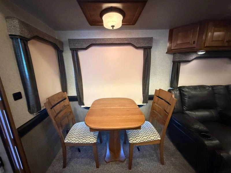 Heartland Big Country 3560s 2018 alt