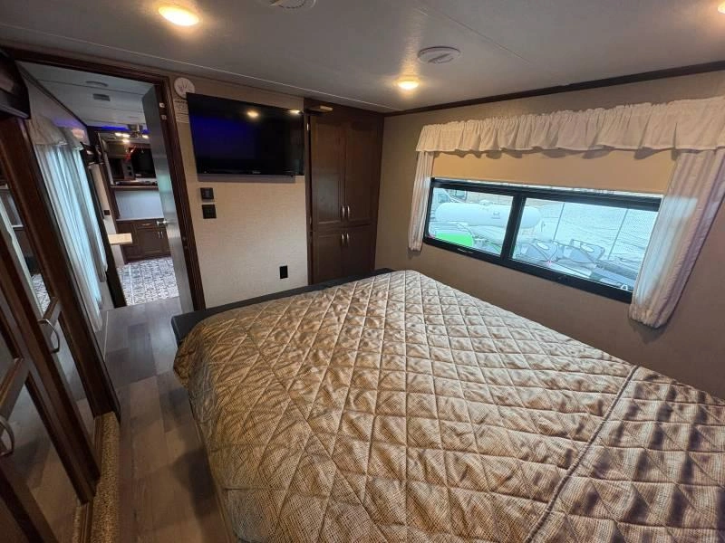 Keystone Rv Montana 380th 2018 alt