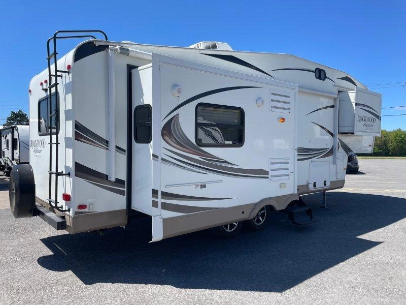 Forest River Rockwood Signature 8265ws 2016 alt