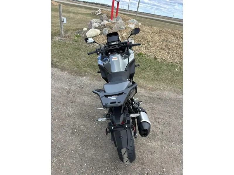 2026 Honda NT1100 thumbnail 8