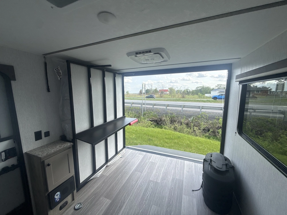 Sunset Park Rv Sunlite Th 14th 2027 alt