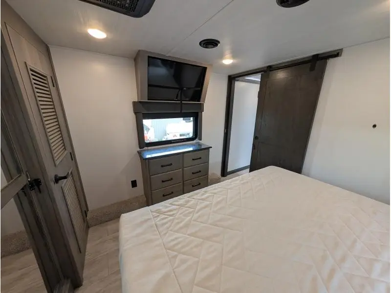 2023 Keystone RV Montana