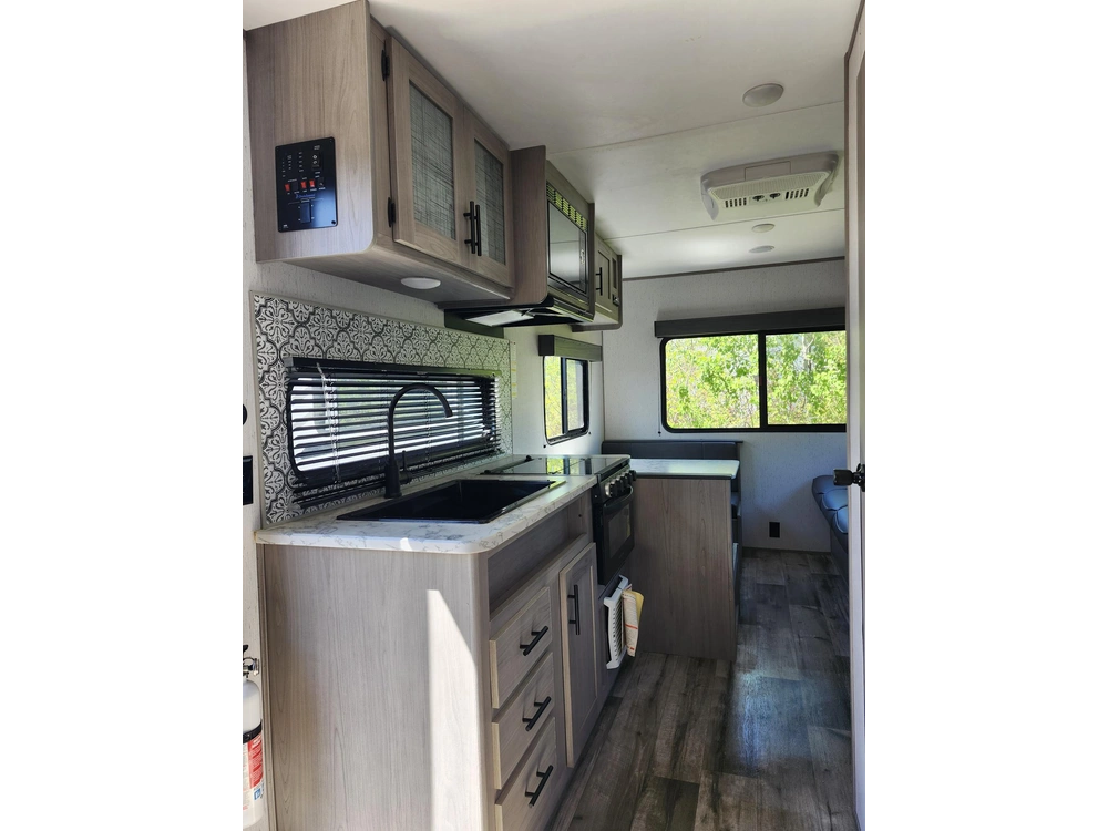 2022 Keystone Rv Coleman 202 Rd alt