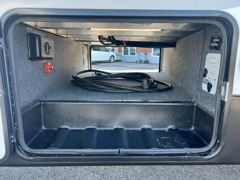 Shasta Phoenix 25mk 2019 alt