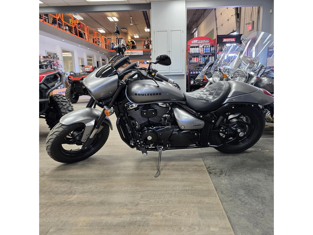 2017 Suzuki Boulevard M50 alt
