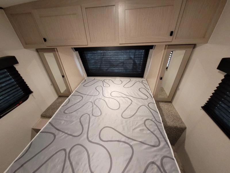 Coachmen Apex 213rds 2023 alt