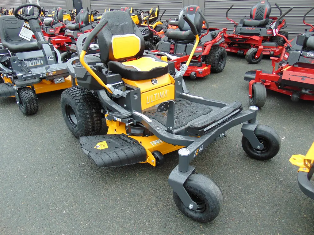 2026 Cub Cadet Z2 42