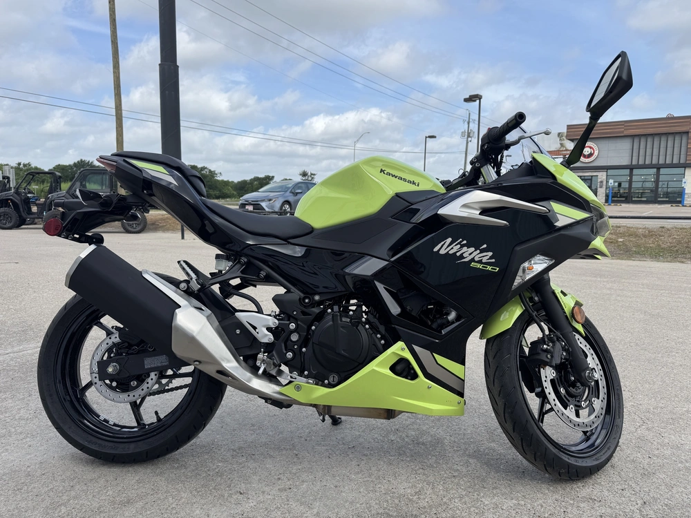2026 Kawasaki Ninja 500 Abs alt