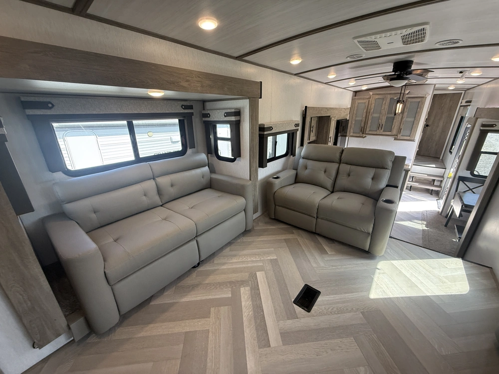 Wildwood 372rd 2022 alt