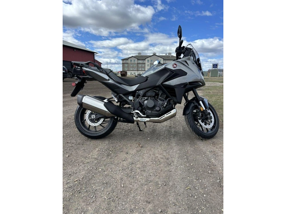 2026 Honda Nt1100 alt