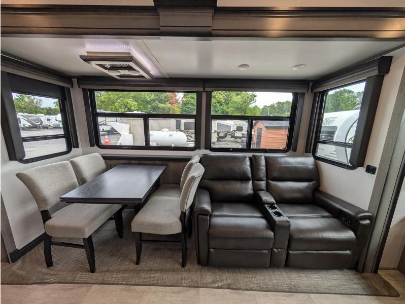 Keystone Rv Montana 3857br 2023 alt