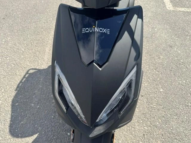 2023 Equinox Taxi 50 alt