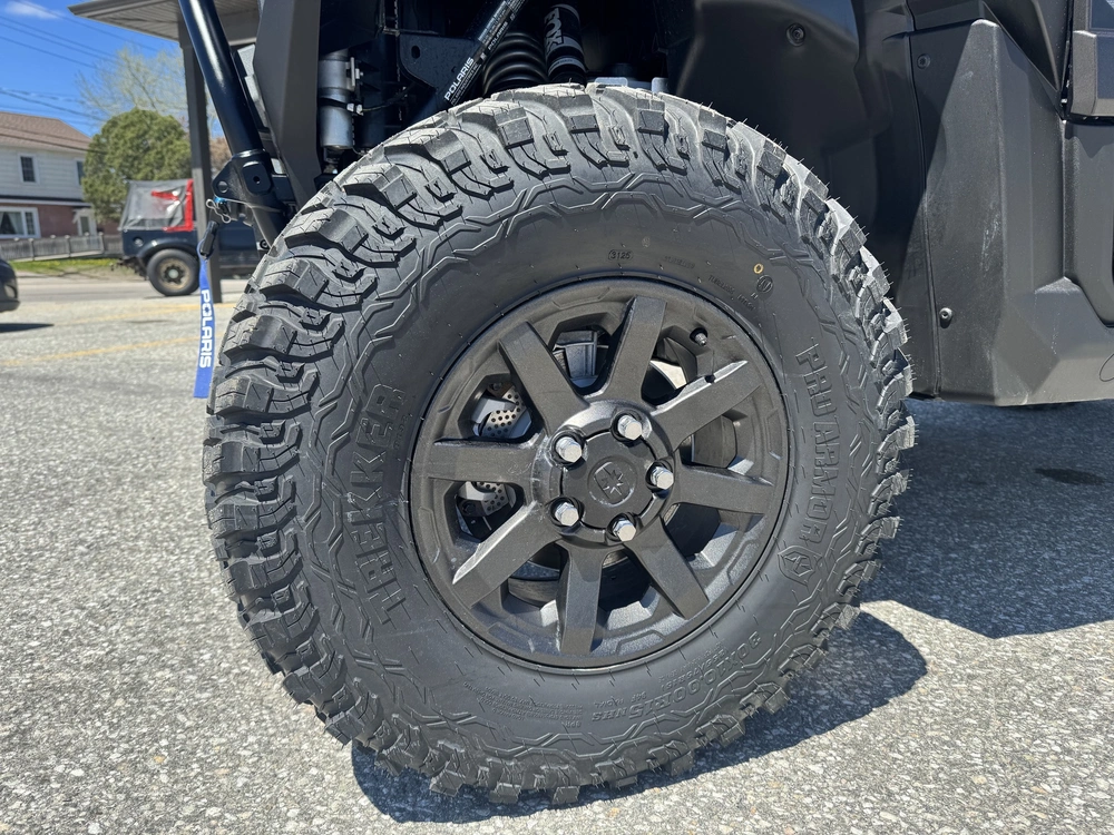Polaris Xpedition Adv Ns Matte Super Graphite 2026 alt