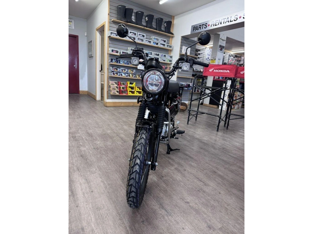 2026 Honda Trail 125 alt