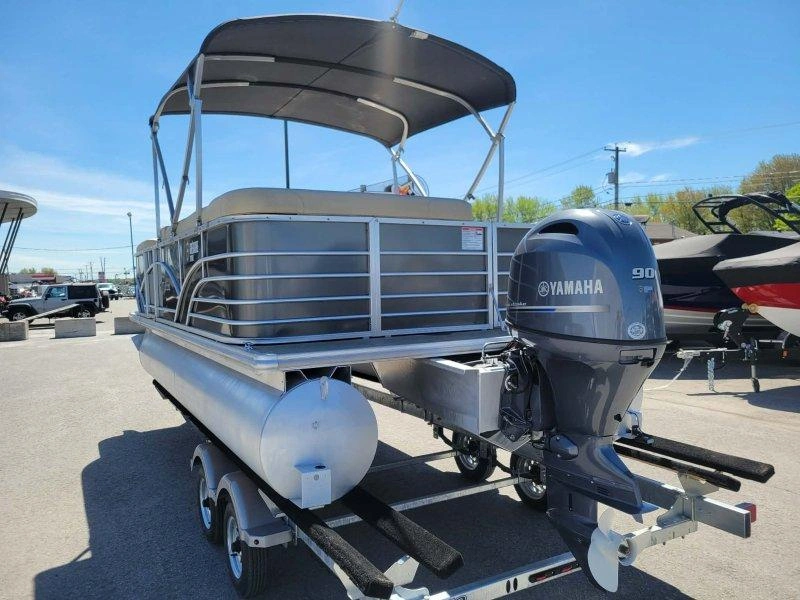 2019 Sylvan Mirage820 Gris alt