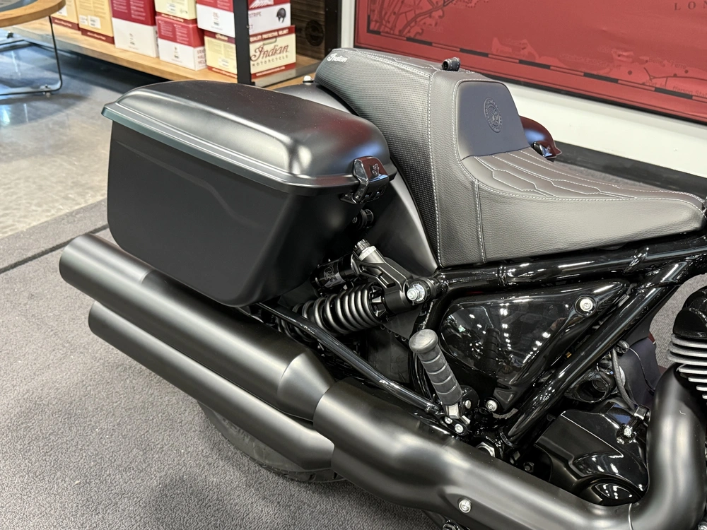 2026 Indian Motorcycle Sport Chief Rt alt