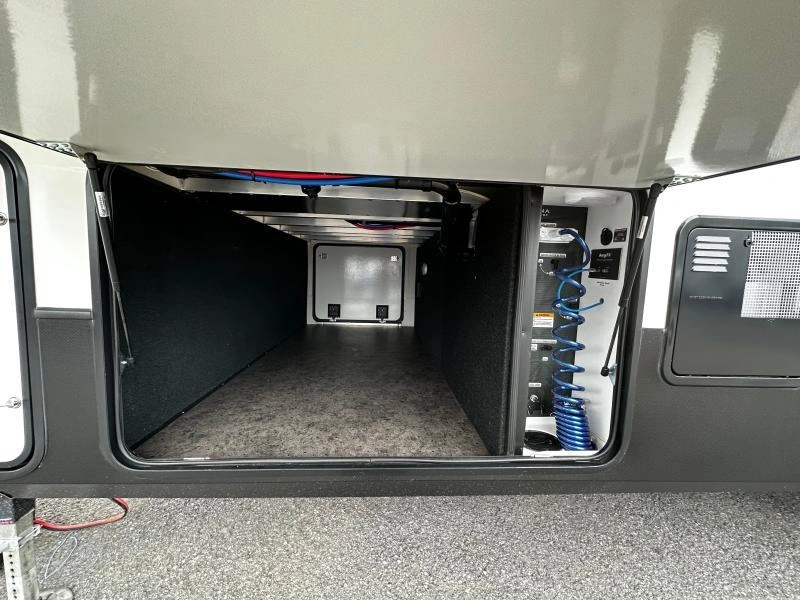 Keystone Rv Montana 295rl 2023 alt