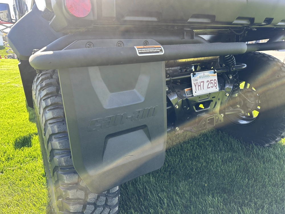 2025 Can-am Defender Max Lonestar Cab Hd10 alt