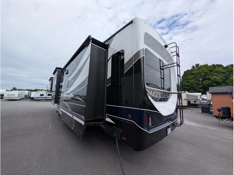 Keystone Rv Montana 3857br 2023 alt
