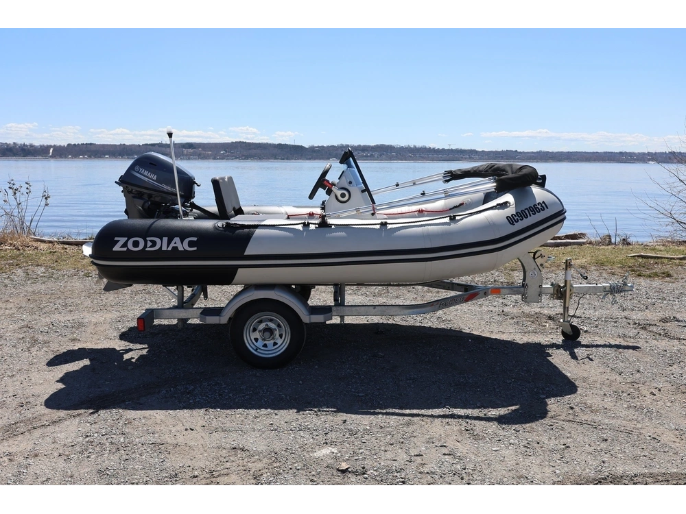 2024 Zodiac Open 3.4 Pvc alt