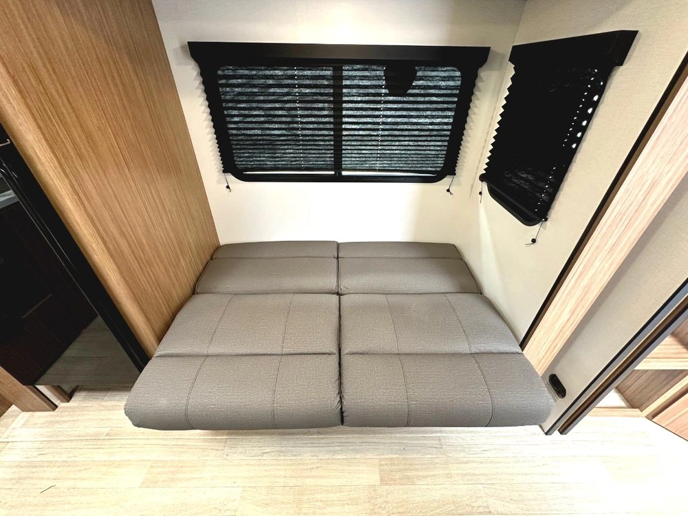 Keystone Rv Passport 210rkc 2026 alt