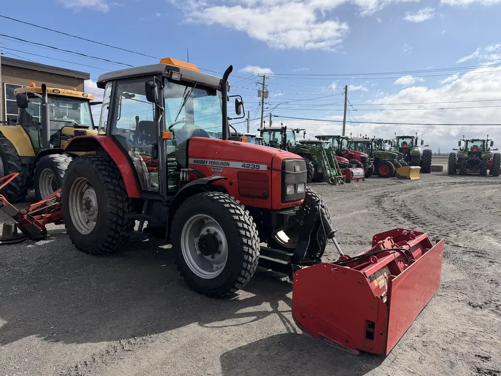 Massey Ferguson 4235 2001