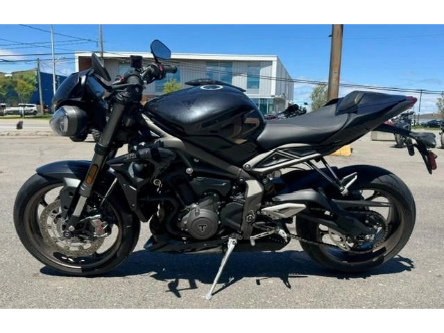 Triumph Street Triple 765 Rs 2023 alt