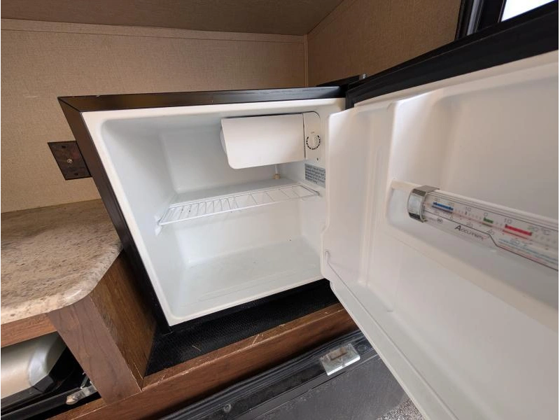 Coachmen Chaparral 29rls 2016 alt