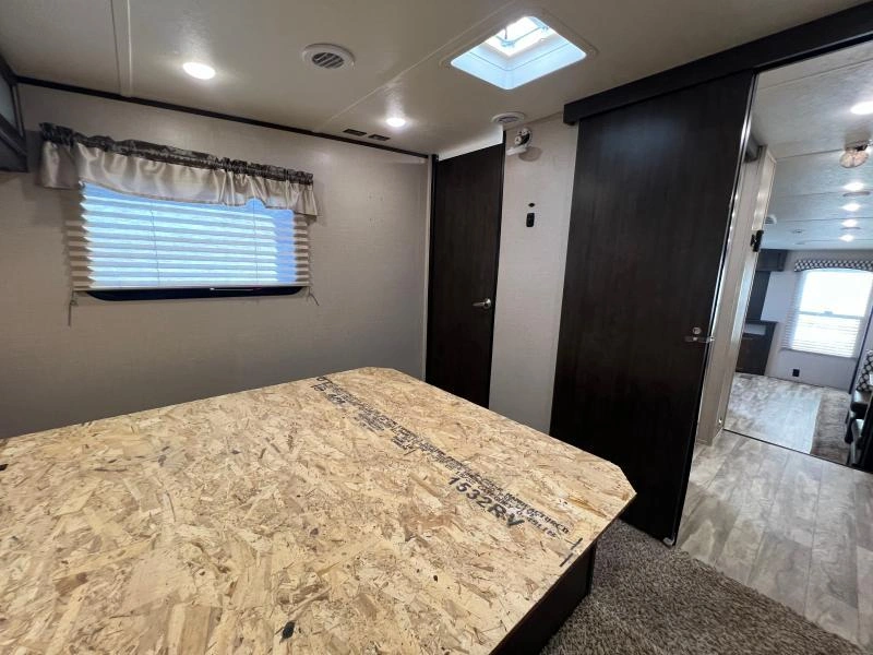 Shasta Phoenix 25mk 2019 alt