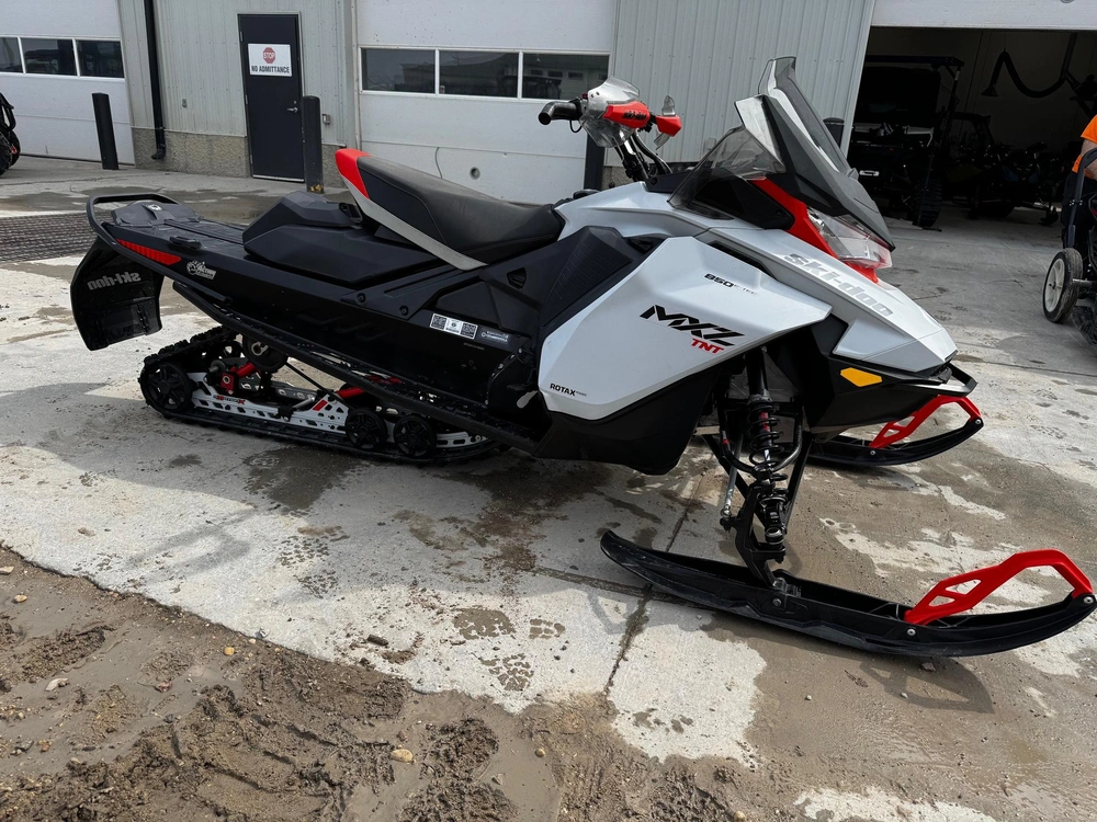 2022 Ski-doo Mxz Tnt 850 129" alt