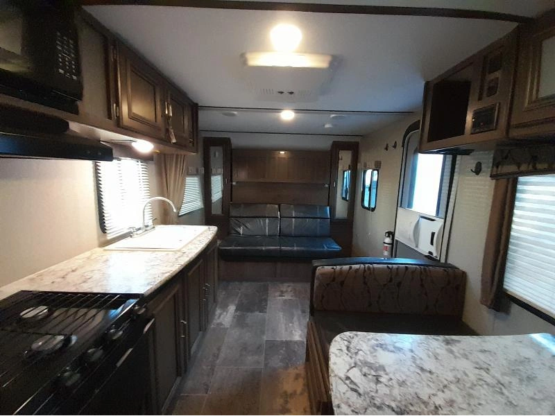Keystone Rv Passport 239ml 2018 alt