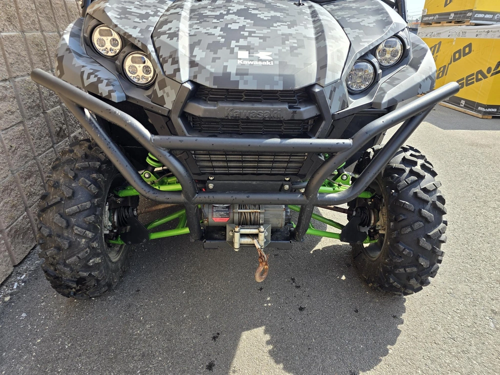 2019 Kawasaki Teryx Camo alt