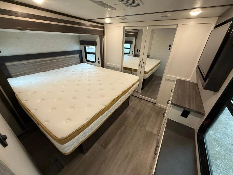 2021 Crossroads Cruiser 3601gk alt