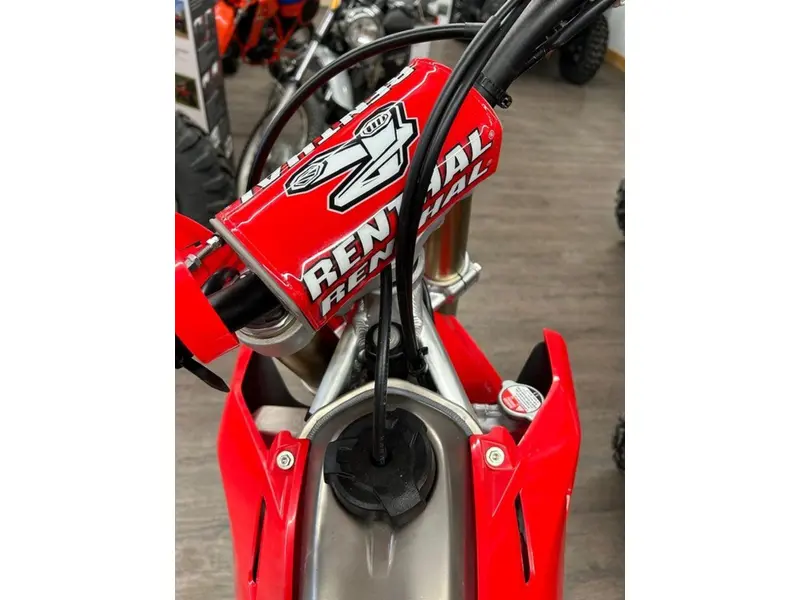 2026 Honda CRF250R thumbnail 9
