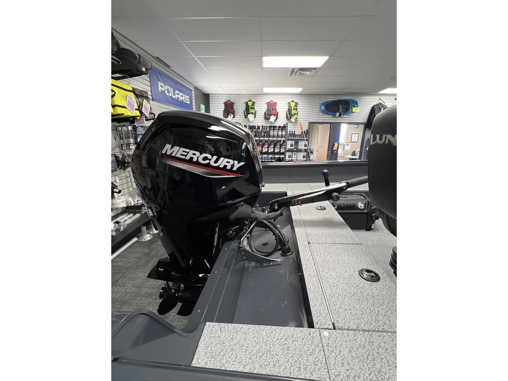 2026 Lund Boat Co 1800 Explorer Tiller alt
