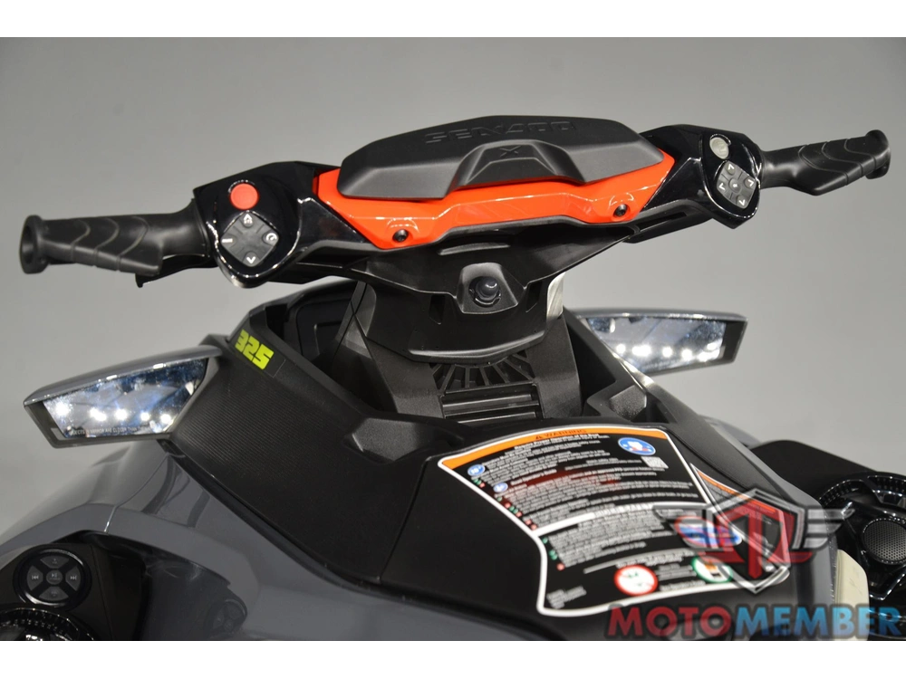 2024 Sea-doo Rxt-x™ 325 Ice Metal / Manta Green alt