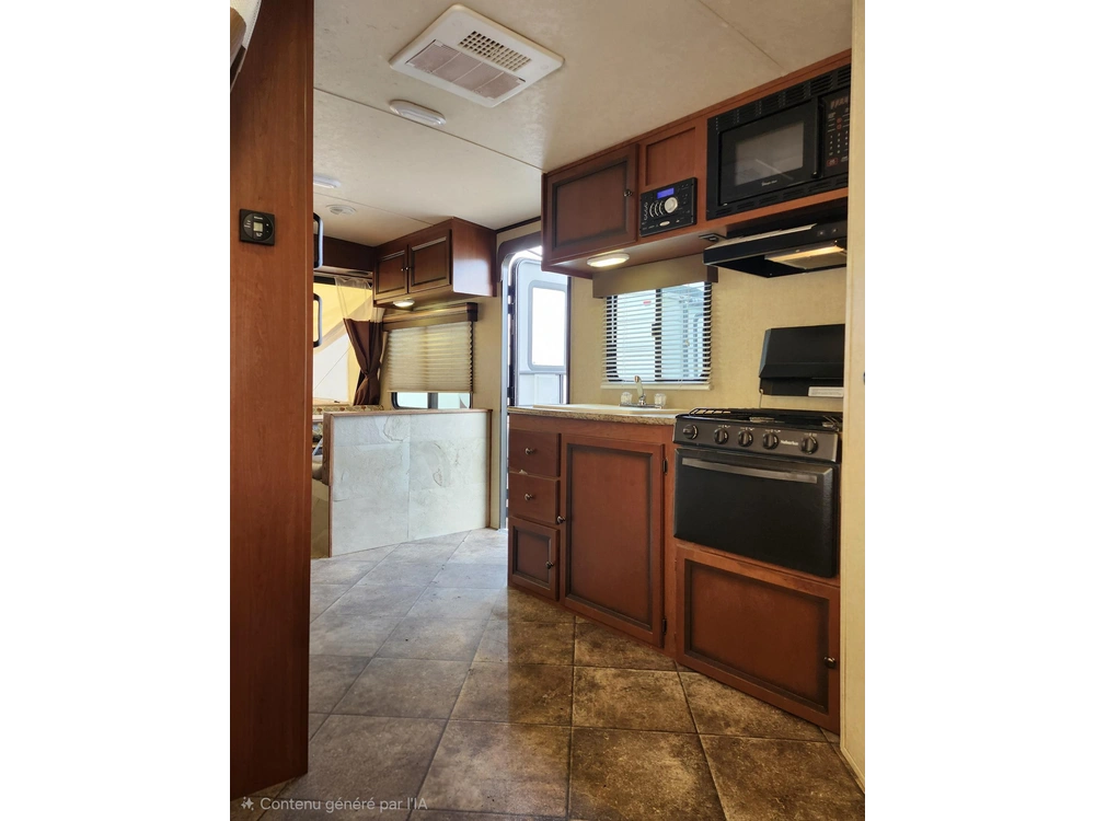 Palomino 213x Hybrid 2015 alt