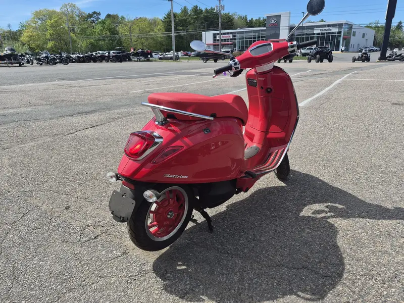 2022 Piaggio VESPA ELETTRICA 45MPH thumbnail 3