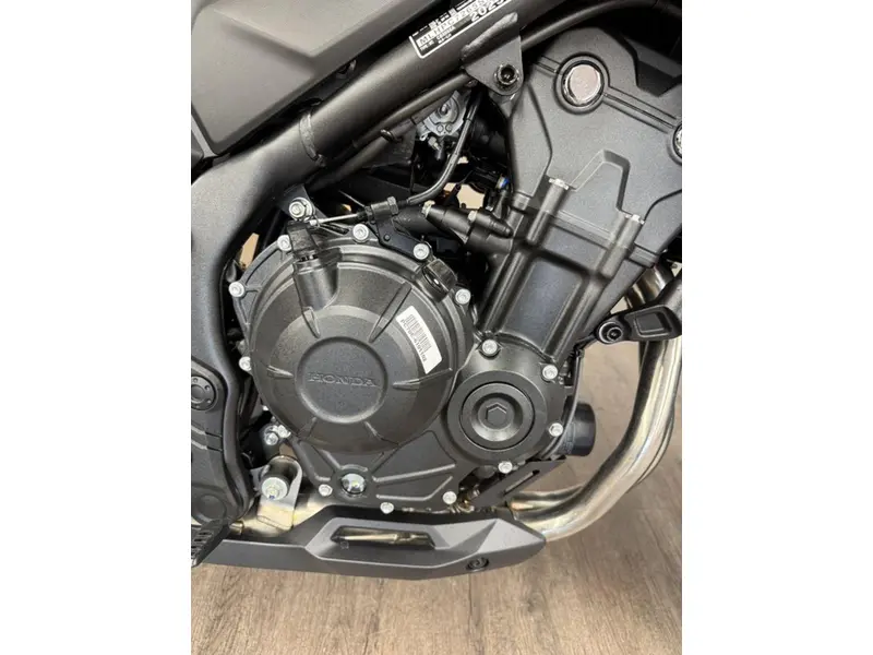 2025 Honda NX500 thumbnail 10