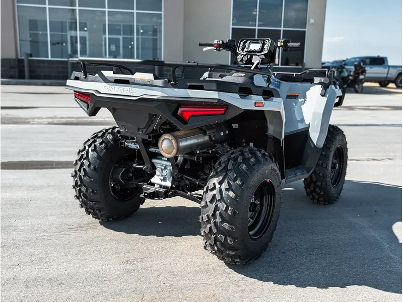 2026 Polaris Sportsman 570 EPS // Ghost Gray thumbnail 10
