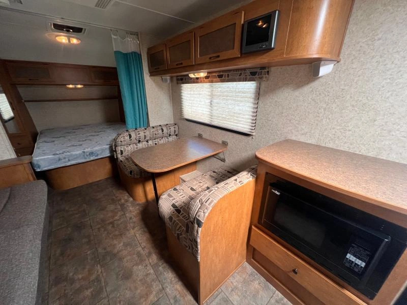 Evergreen Ascend 231rl 2013 alt