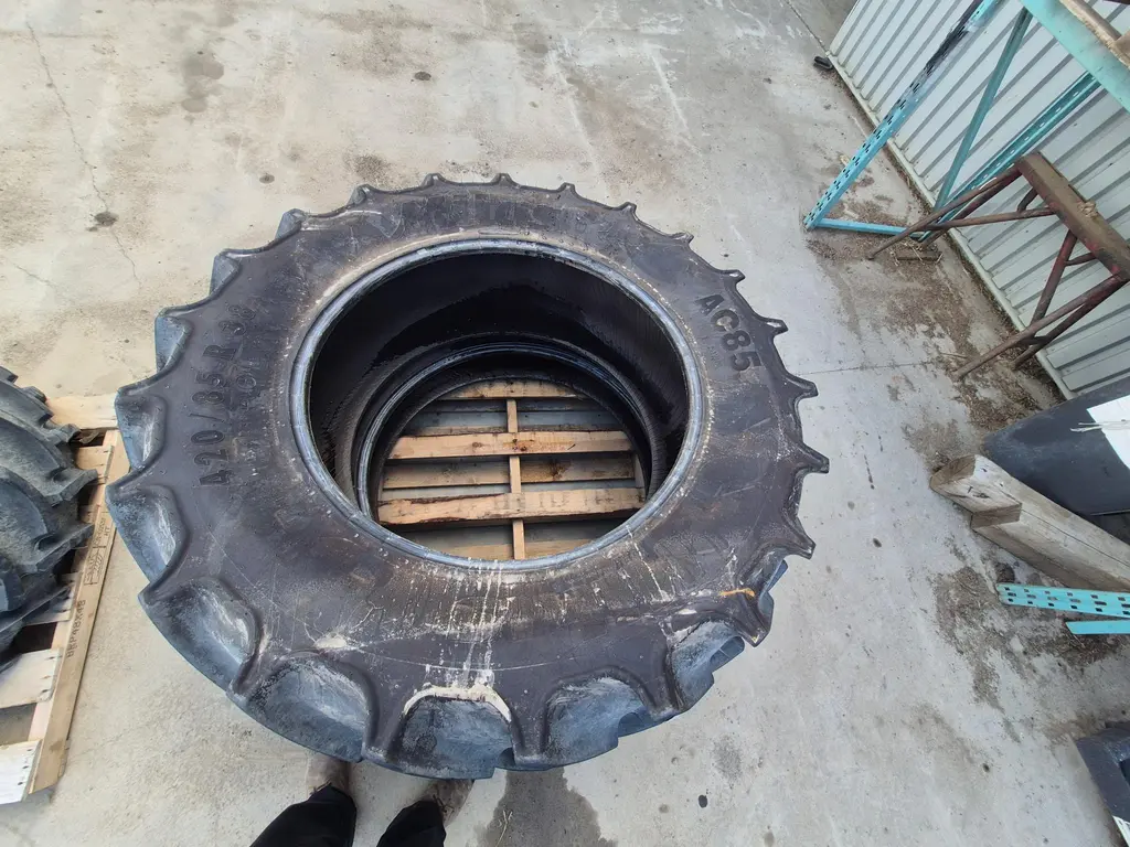 Mitas 340/85R28 420/85R38 2018