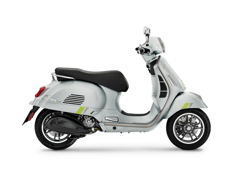 2024 VESPA GTS 300 SUPER TECH *2.99% / 60 mois💳