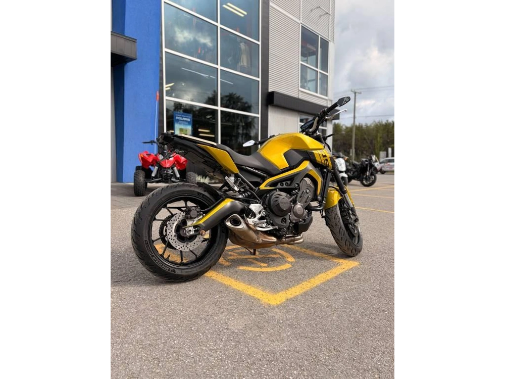 Yamaha Fz09 2016 alt