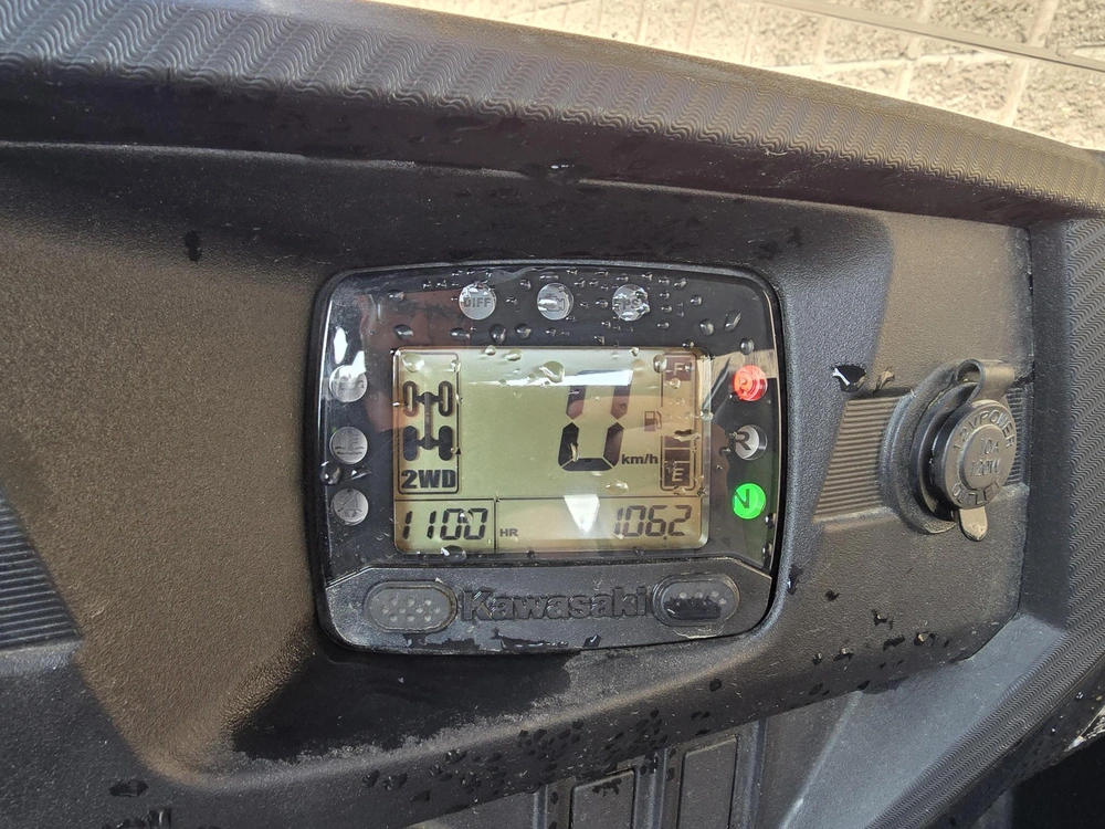 2019 Kawasaki Teryx Camo alt